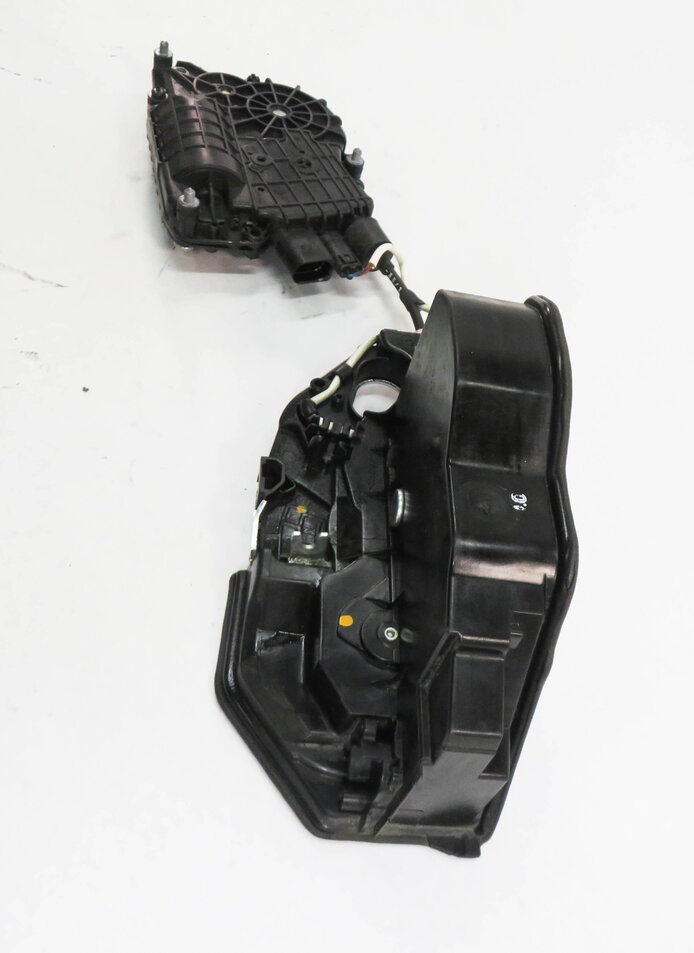 Thumbnail 4: 2011-2016 BMW 528i 535i 550i M5 (F10) LEFT REAR SOFT CLOSE DOOR LOCK LATCH SET