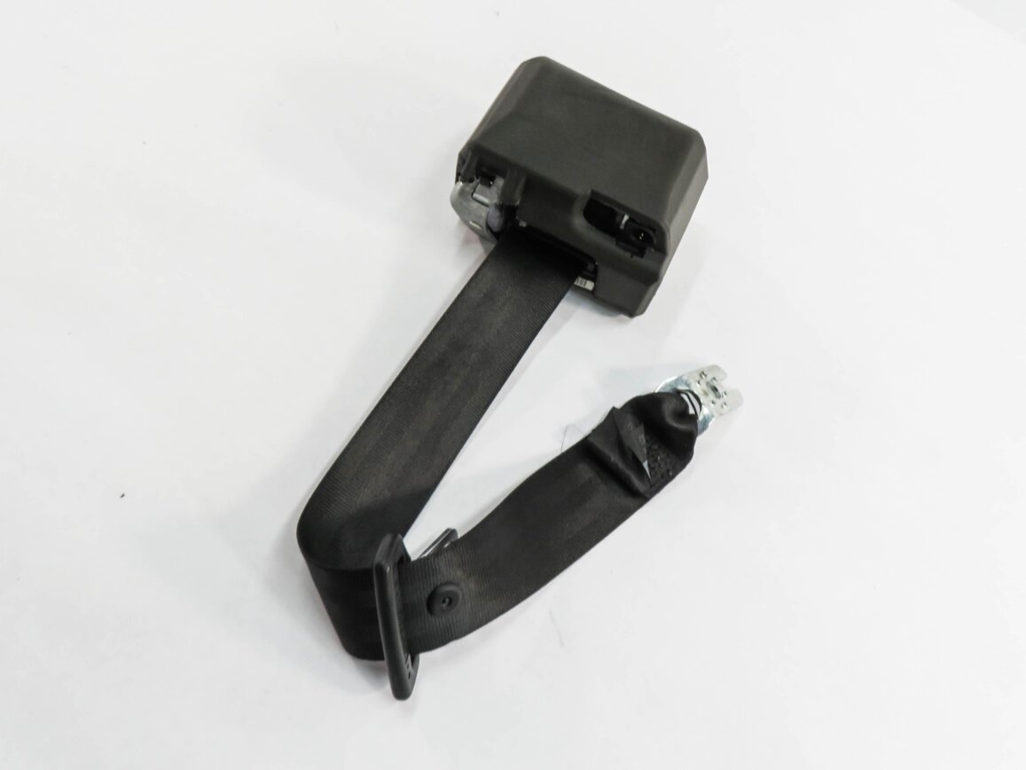 2012 AUDI A5 (B8 8T) REAR SEAT - RIGHT SEATBELT RETRACTOR (BLACK)
