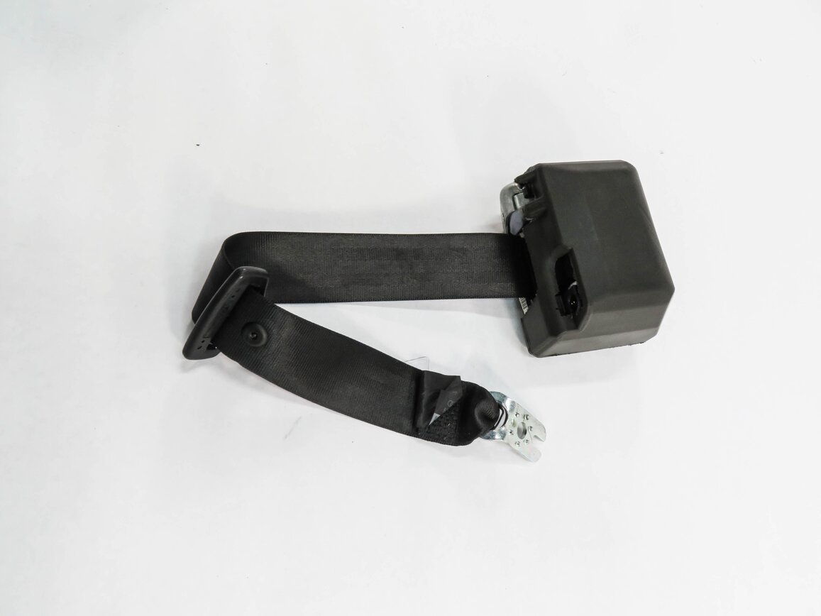 Thumbnail 4: 2012 AUDI A5 (B8 8T) REAR SEAT - RIGHT SEATBELT RETRACTOR (BLACK)