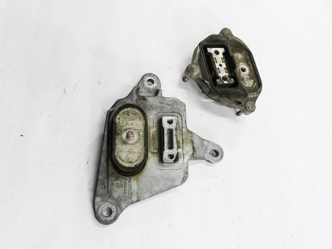 Thumbnail 4: 2012 AUDI A5 (B8 8T) 2.0L CAEB TURBO ENGINE - TRANSMISSION MOUNT BRACKET