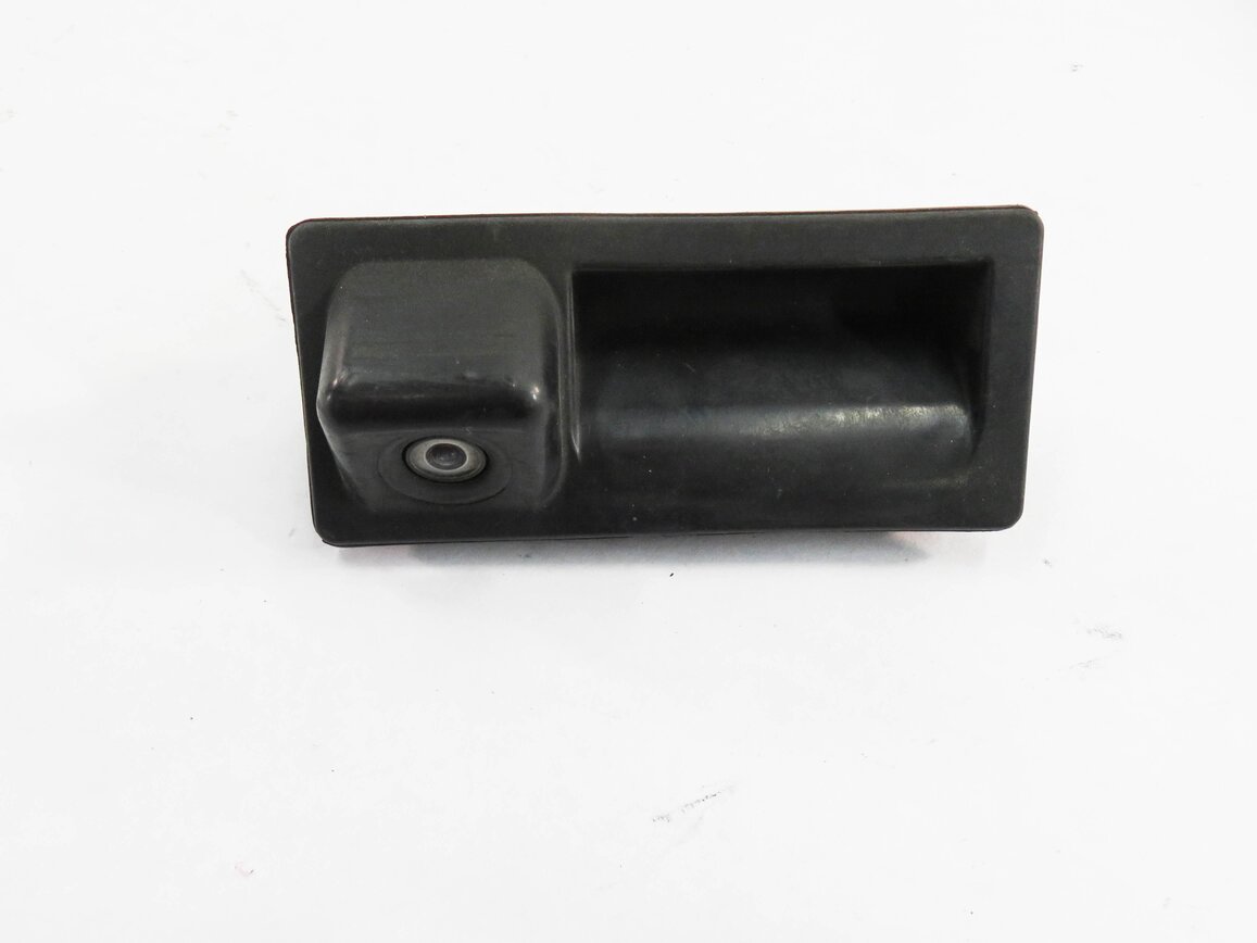 Thumbnail 6: 08-17 AUDI A4 S4 A5 S5 A7 S7 Q3 Q5 - REAR TRUNK RELEASE HANDLE w/ BACKUP CAMERA