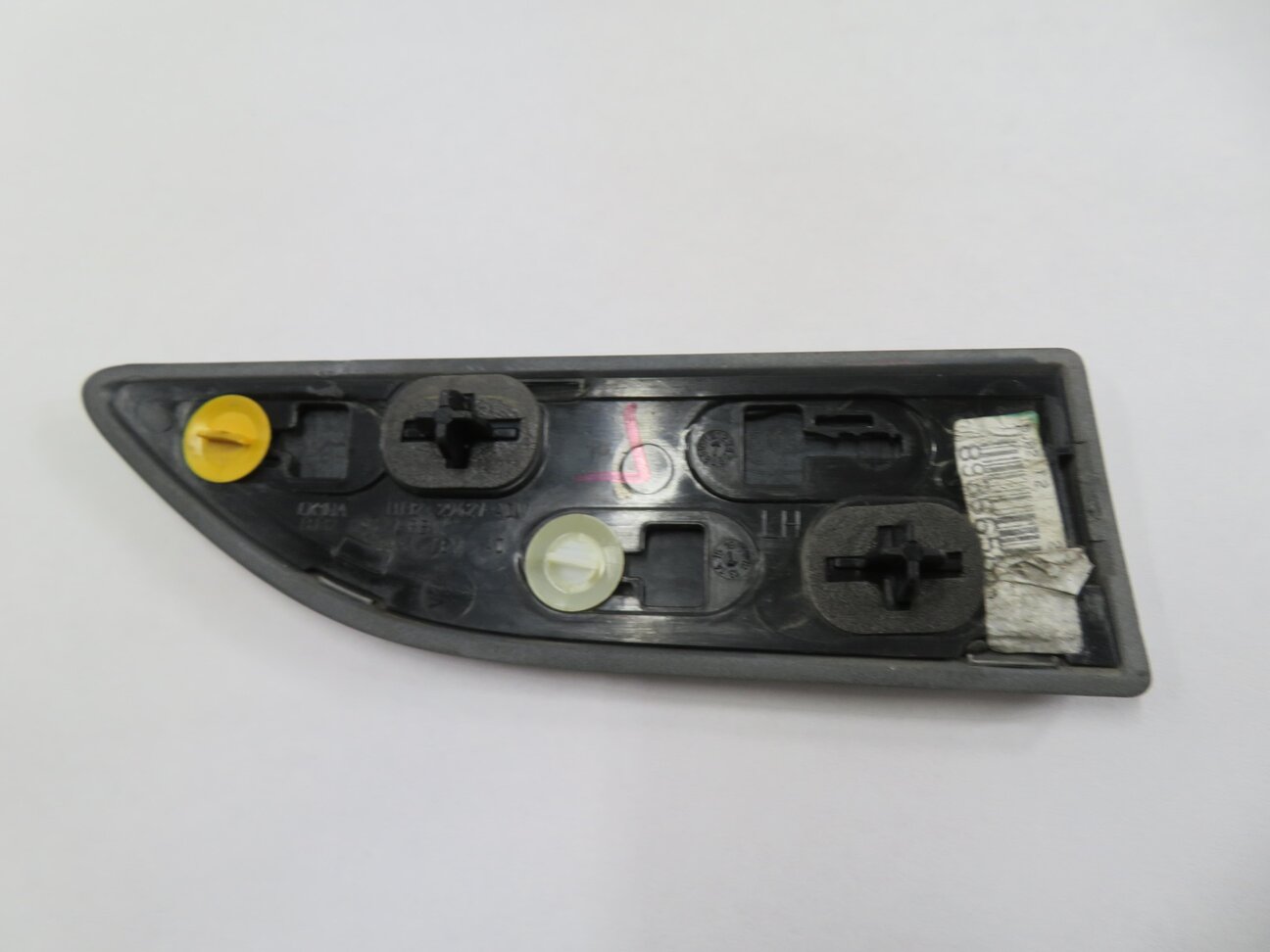 Thumbnail 5: 2013 RANGE ROVER EVOQUE (L538) LEFT FRONT DRIVER DOOR EXTERIOR TRIM PANEL PIECE