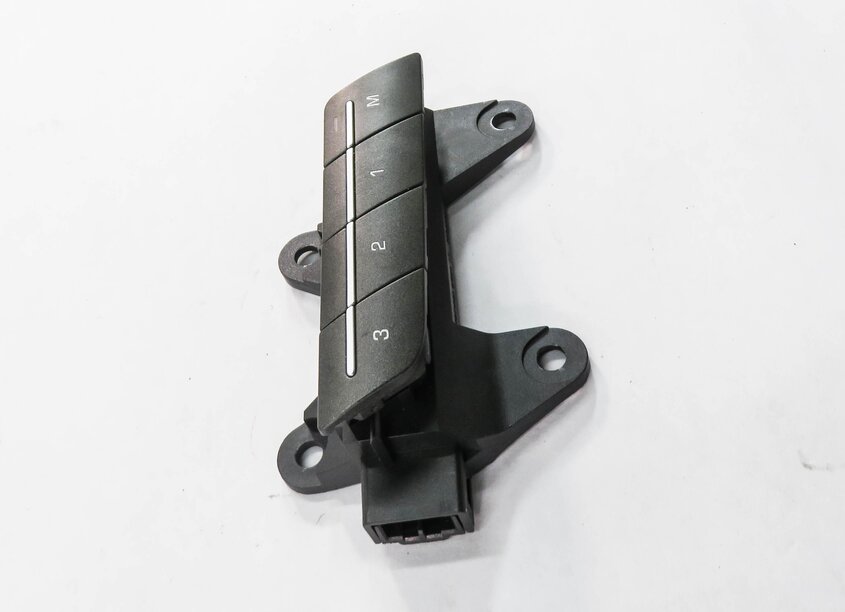 Thumbnail 3: 2012-2019 RANGE ROVER EVOQUE (L538) LEFT DRIVER MEMORY SEAT POSITION SWITCH
