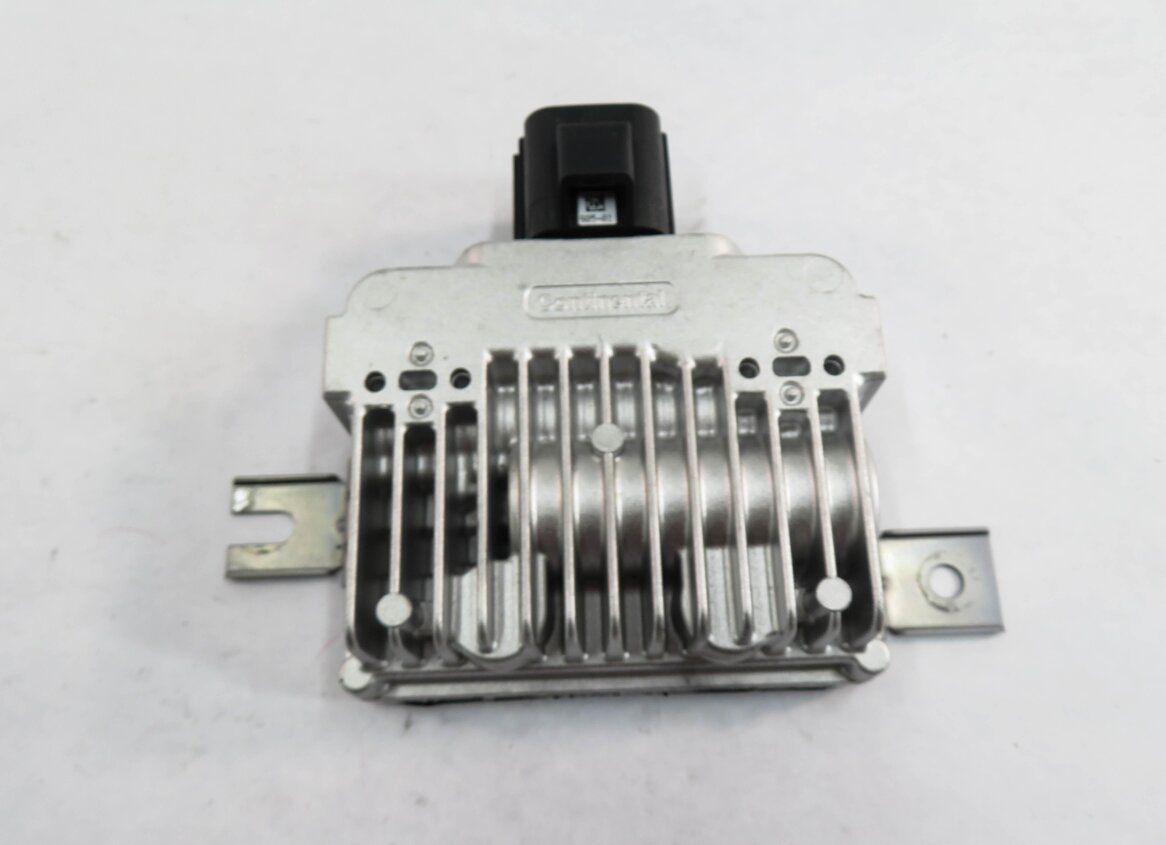 Thumbnail 2: 2010-2015 LR2 LR4 EVOQUE RANGE ROVER SPORT (L320 L538) FUEL PUMP CONTROL MODULE
