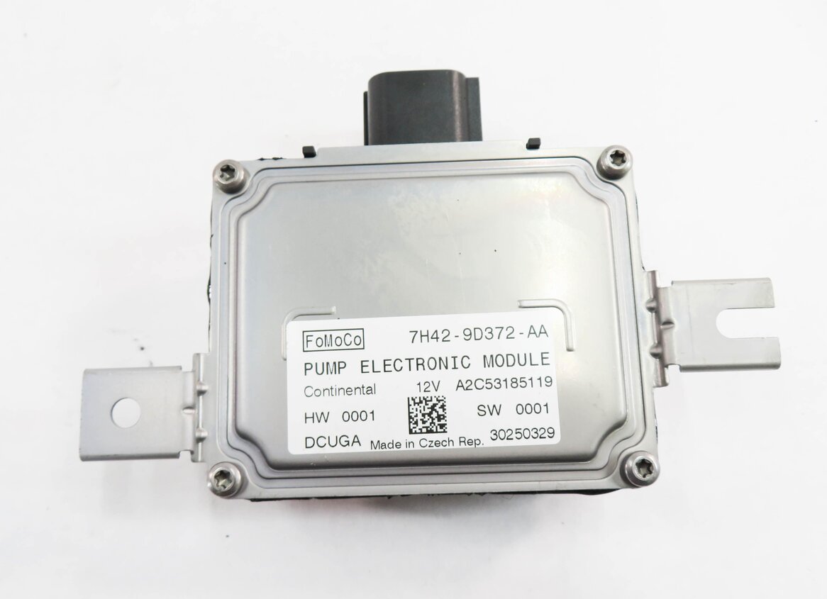 Thumbnail 5: 2010-2015 LR2 LR4 EVOQUE RANGE ROVER SPORT (L320 L538) FUEL PUMP CONTROL MODULE