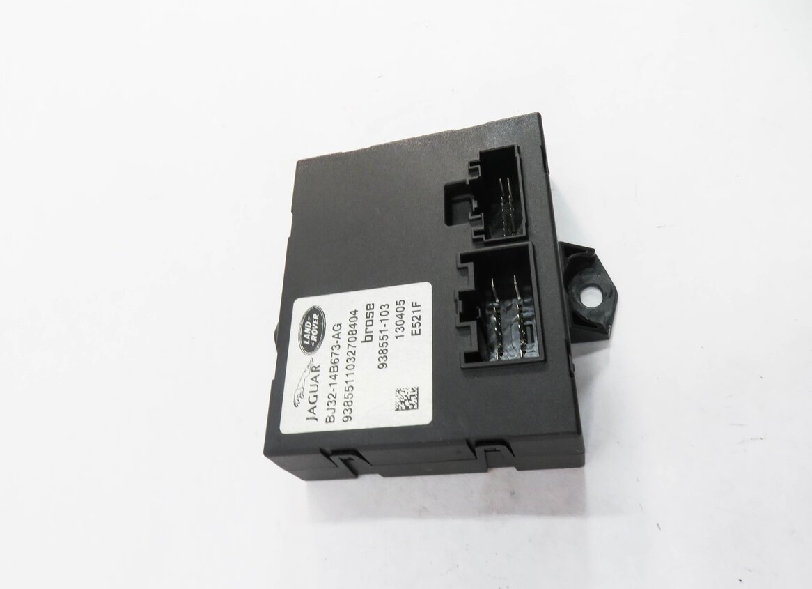 Thumbnail 3: 2013 RANGE ROVER EVOQUE (L538) REAR TRUNK LIFT LIFTGATE CONTROL MODULE