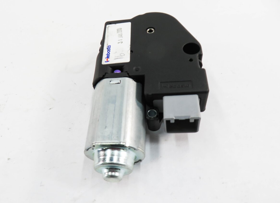 Thumbnail 2: 2012-2015 RANGE ROVER EVOQUE (L538) SUNROOF MOTOR SUN ROOF WINDOW MOTOR