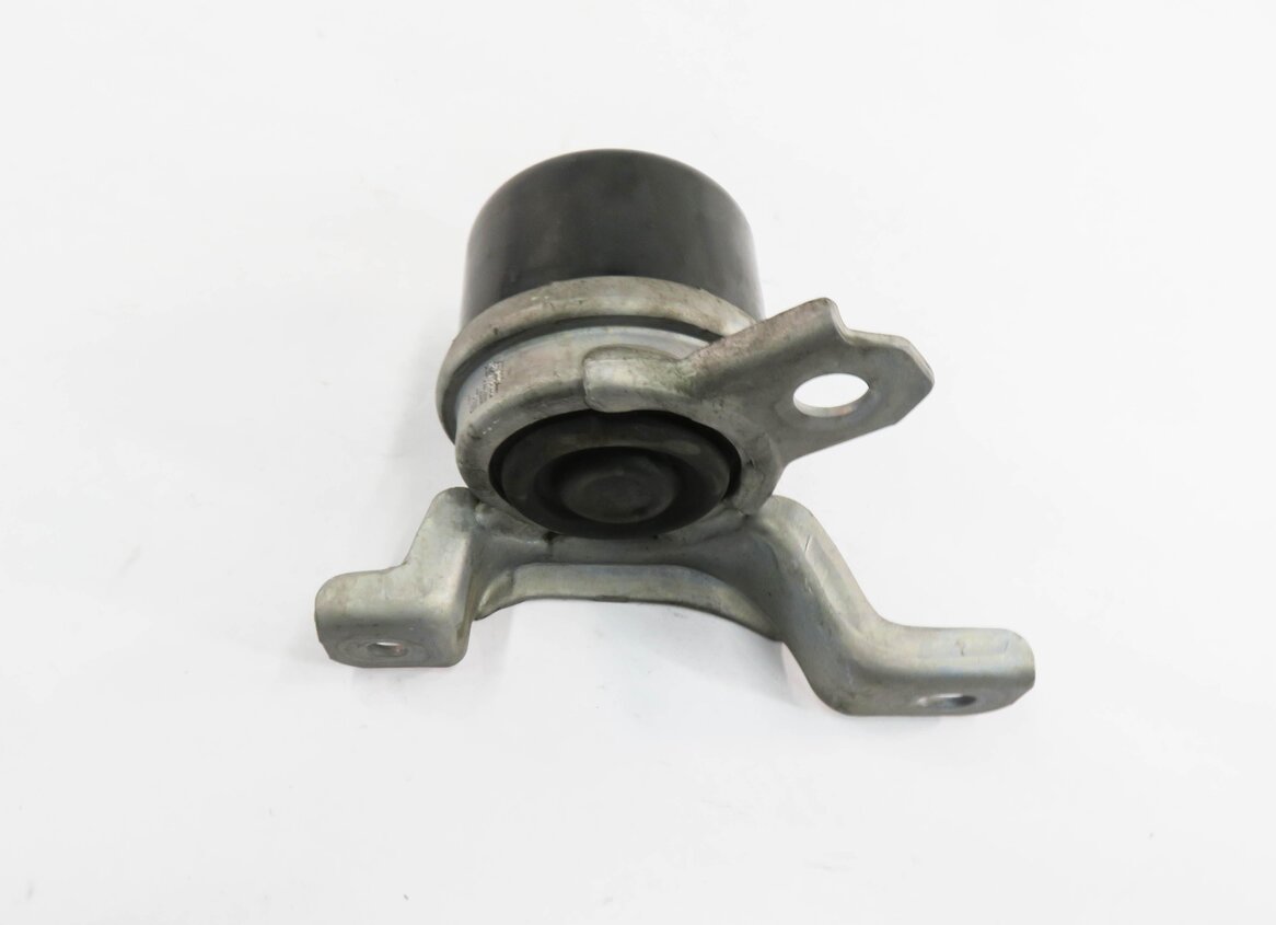 Thumbnail 7: 2013 RANGE ROVER EVOQUE (L538) 2.0L TURBO ENGINE - MOTOR MOUNT BRACKET