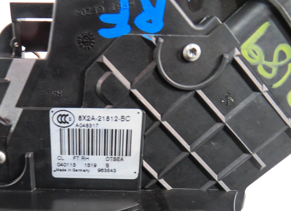 Thumbnail 6: 07-19 LAND ROVER LR2 LR3 LR4 RANGE ROVER SPORT EVOQUE - RIGHT FRONT DOOR LATCH