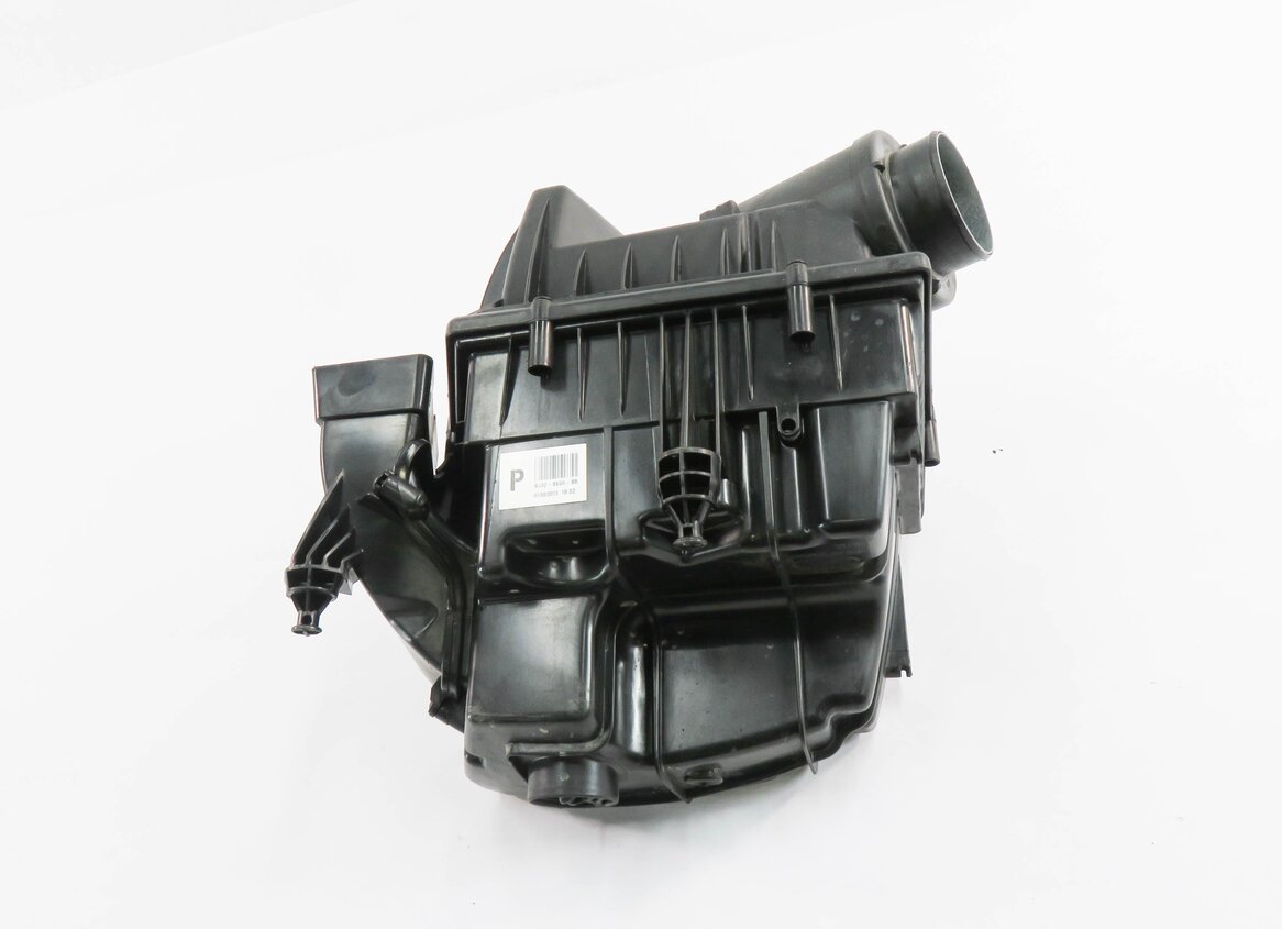 Thumbnail 2: 2012-2013 RANGE ROVER EVOQUE (L538) AIR FILTER BOX AIR CLEANER HOUSING