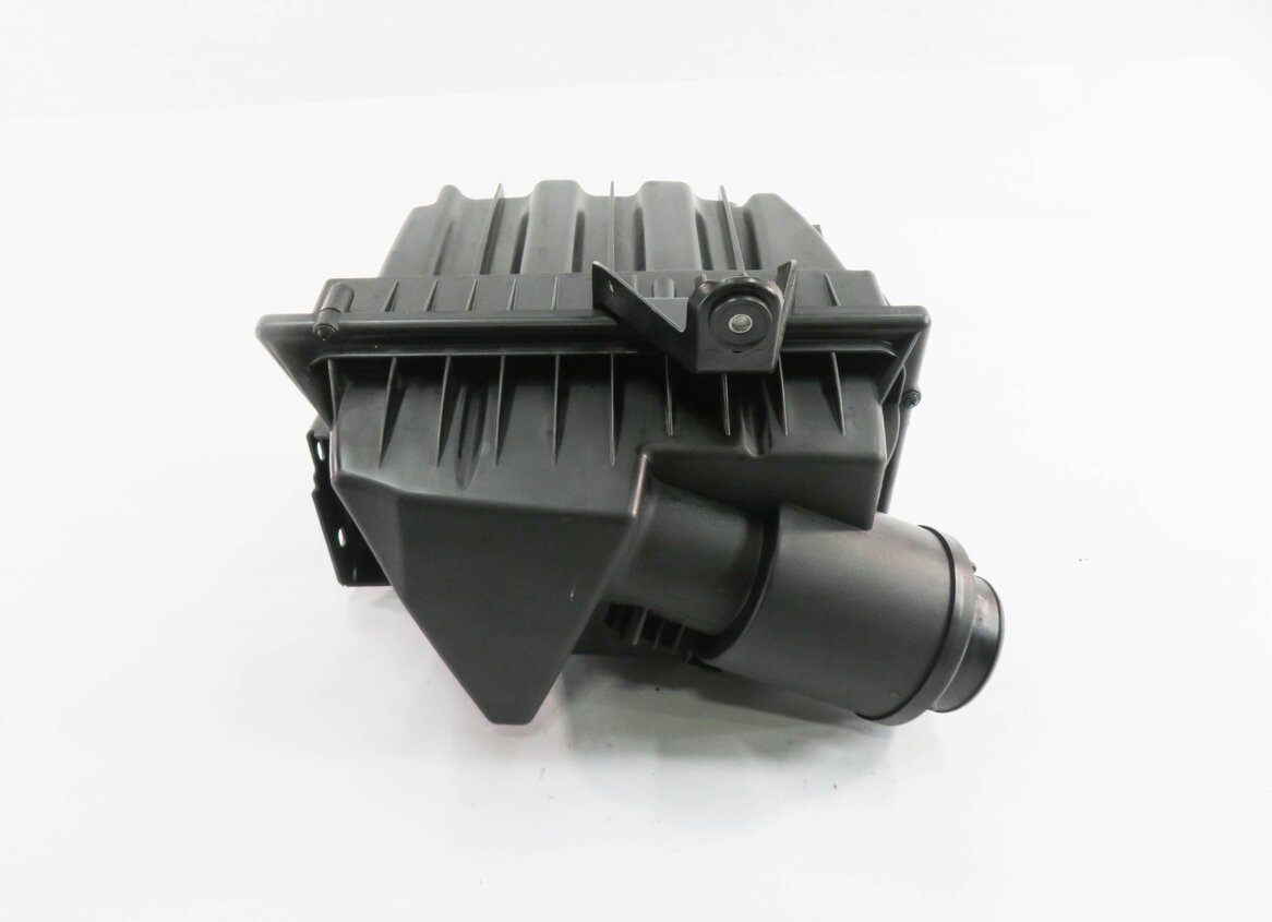 Thumbnail 8: 2012-2013 RANGE ROVER EVOQUE (L538) AIR FILTER BOX AIR CLEANER HOUSING