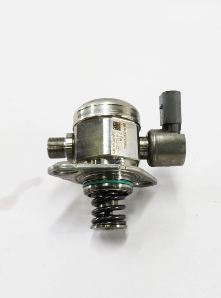 Thumbnail 3: 2011-2020 MERCEDES E500 E550 S600 SL450 SL550 GL550 - RIGHT MECHANICAL FUEL PUMP