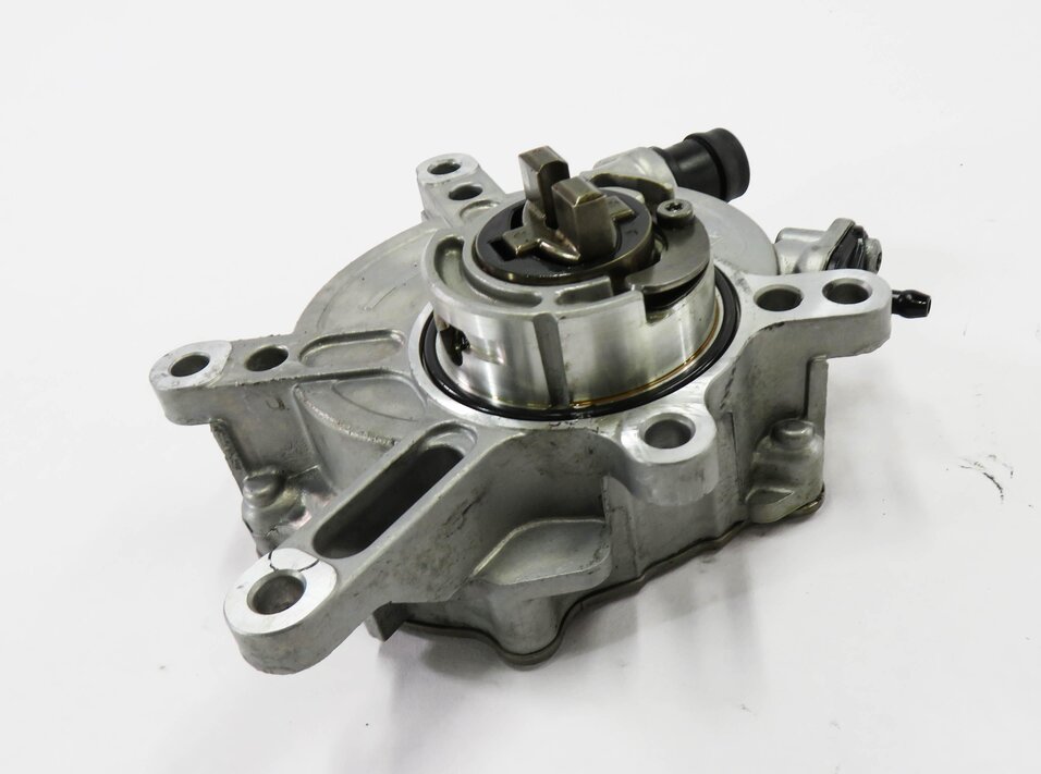 Thumbnail 2: 11-20 MERCEDES CL550 GL450 GL550 ML350 ML550 S400 S550 S600 SL550 - VACUUM PUMP