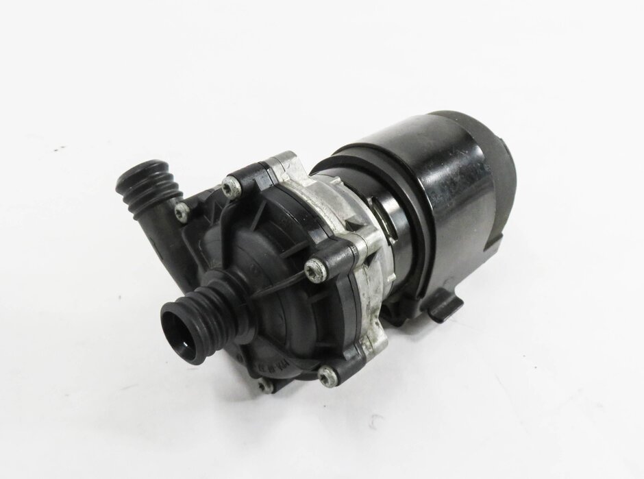 Thumbnail 1: 2014 MERCEDES GL550 (X166) 4.6L M278 ENGINE - AUX AUXILIARY WATER PUMP