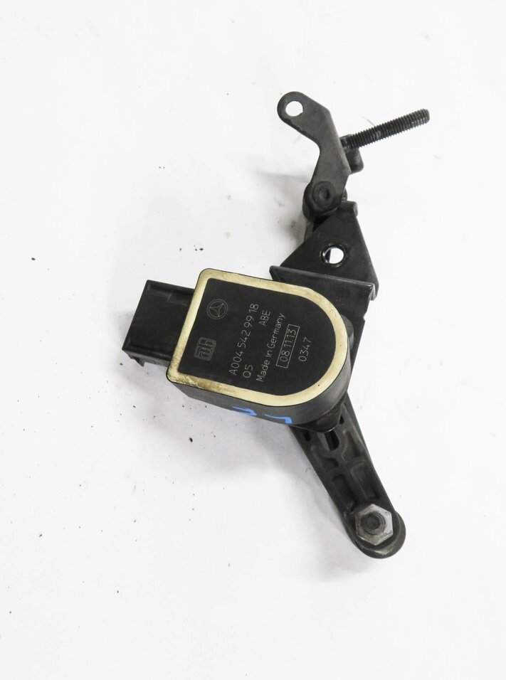 Thumbnail 4: 2014 MERCEDES GL550 (X166) LEFT FRONT DRIVER SUSPENSION HEIGHT LEVEL SENSOR