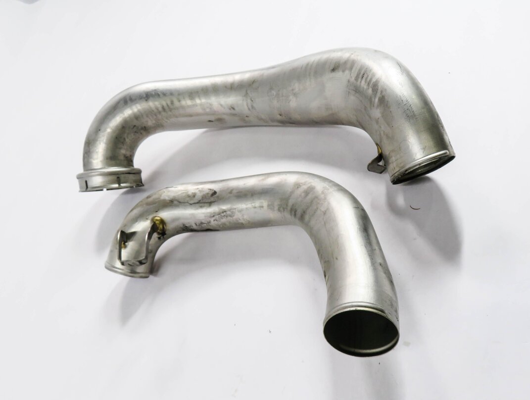 Thumbnail 3: 2014 MERCEDES GL550 (X166) 4.6L M278 ENGINE - RIGHT AIR INTAKE PIPE SET-2