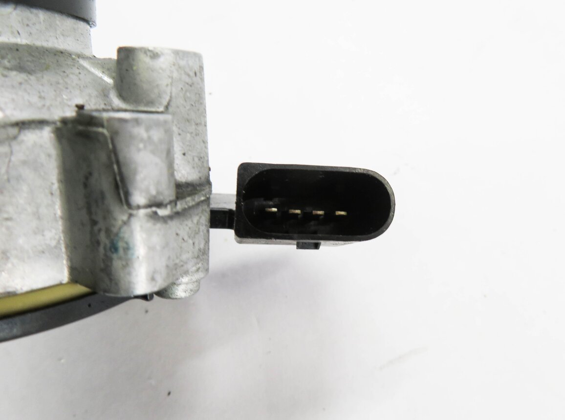 Thumbnail 6: 2013-2019 MERCEDES GL350 GL450 GL550 GLS GLE (W166 X166) FRONT WIPER MOTOR
