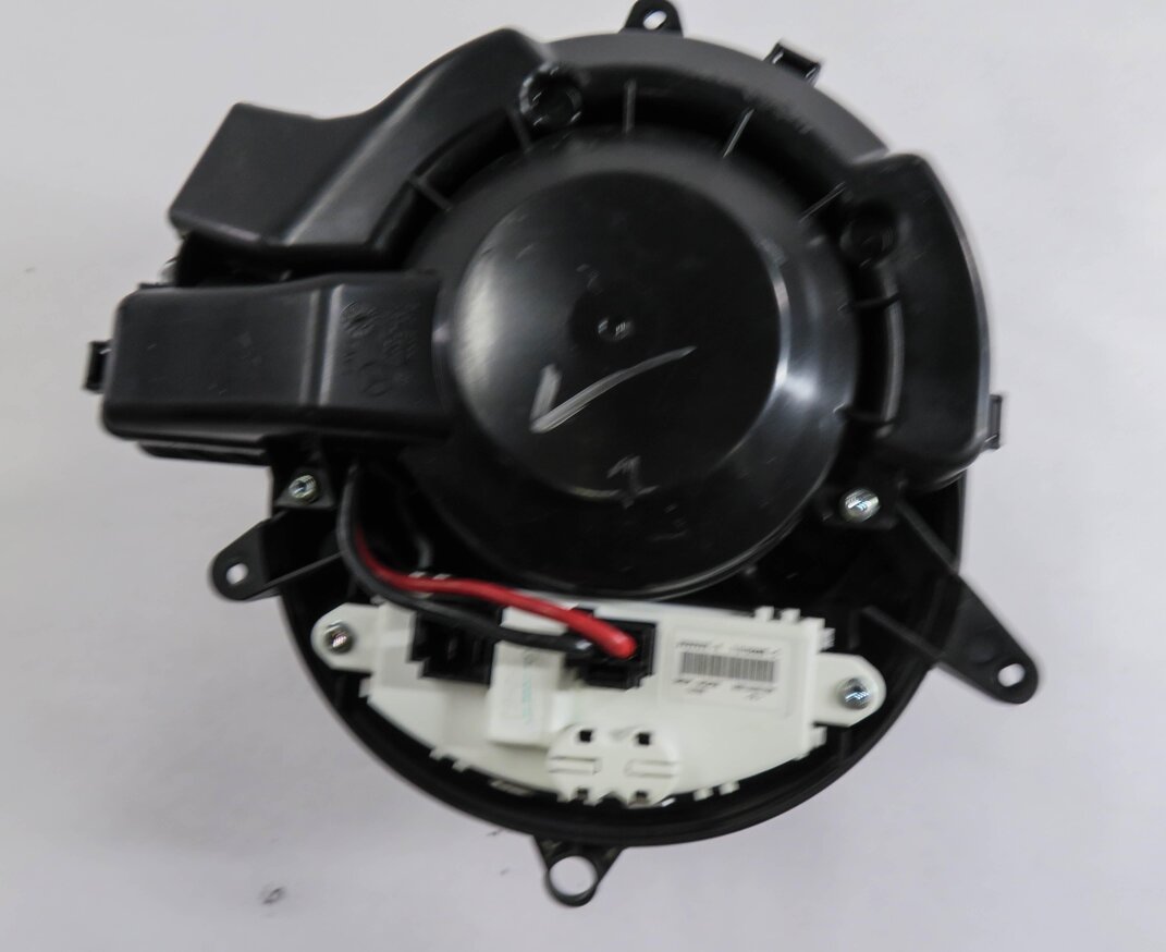 Thumbnail 6: 12-19 MERCEDES GLE GL350 GL450 GL550 ML350 ML550 (W166 X166) FRONT BLOWER MOTOR