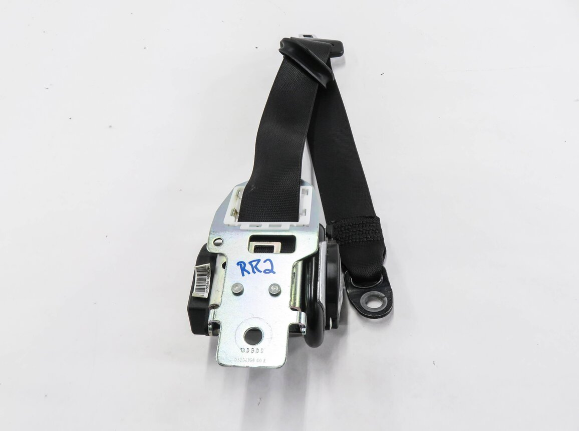 Thumbnail 4: 2014 MERCEDES GL550 (X166) RIGHT REAR 2nd ROW SEAT SEATBELT RETRACTOR (BLACK)