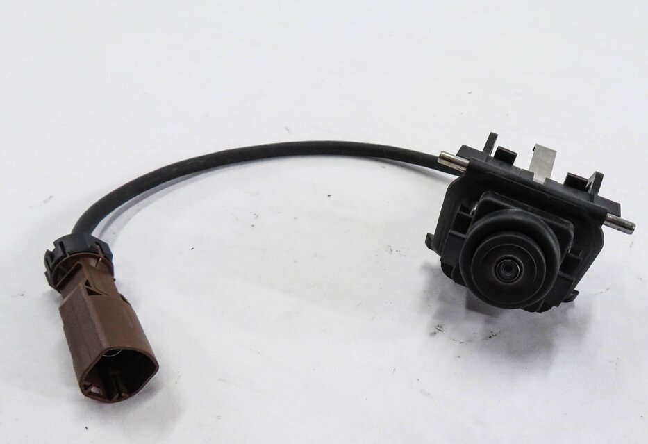 13-16 MERCEDES GL350 GL450 GL550 S550 S600 (X166 W222) REAR SURROUND VIEW CAMERA