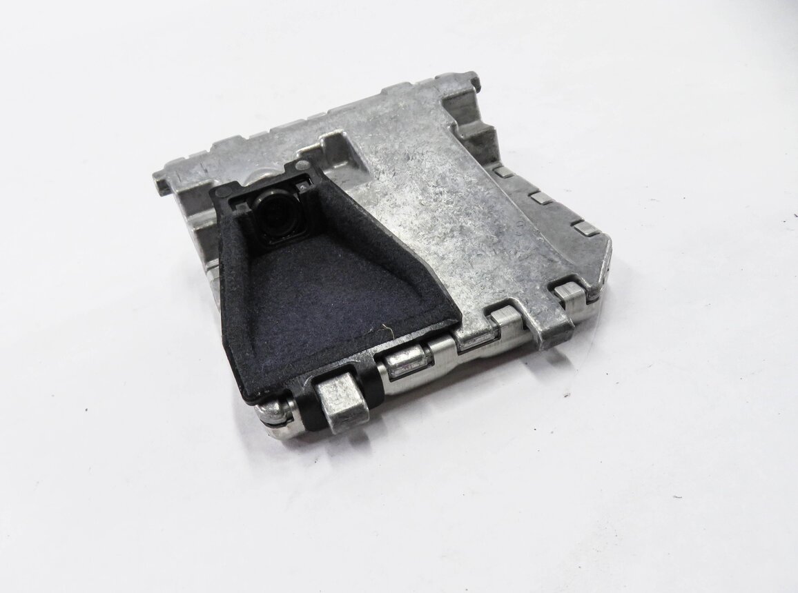 Thumbnail 1: 12-16 MERCEDES C350 CL550 CL600 GL450 GL550 S550 ML350 - LANE DEPARTURE CAMERA