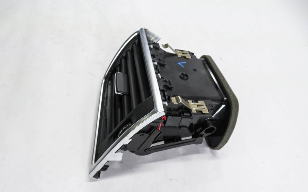 Thumbnail 3: 2014 MERCEDES GL550 (X166) LEFT FRONT DRIVER DASH HEATER A/C AIR VENT