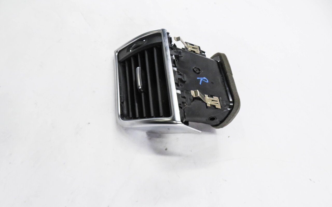 Thumbnail 3: 2014 MERCEDES GL550 (X166) RIGHT FRONT PASSENGER DASH HEATER A/C AIR VENT