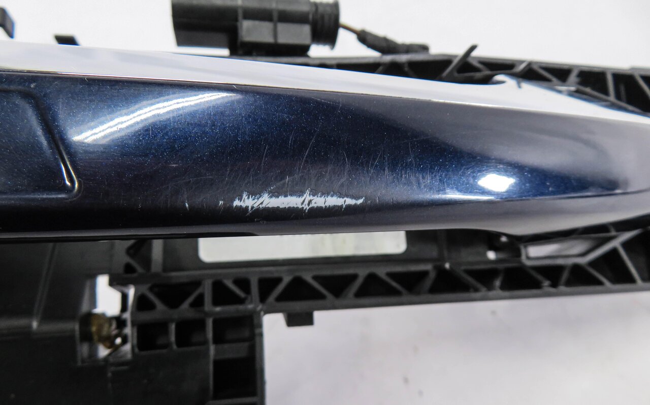 Thumbnail 7: 13-16 MERCEDES GL350 GL450 GL550 ML350 - RIGHT FRONT KEYLESS DOOR HANDLE (BLUE)