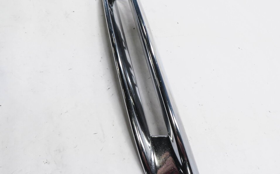 Thumbnail 3: 2014 MERCEDES GL550 (X166) RIGHT FRONT PASSENGER FOGLIGHT TRIM