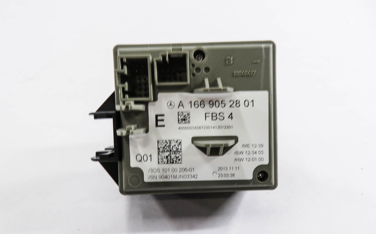 Thumbnail 5: 2014 MERCEDES GL350 GL450 GL550 GL63 ML350 ML550 (W166 X166) IGNITION SWITCH