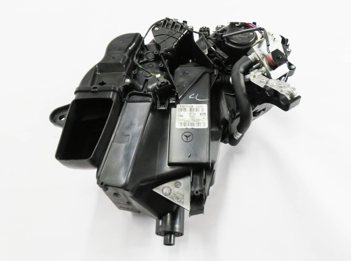 Thumbnail 6: 13-19 MERCEDES GL350 GL450 GL550 GLS350 GLS450 (W166 X166) REAR A/C BLOWER MOTOR