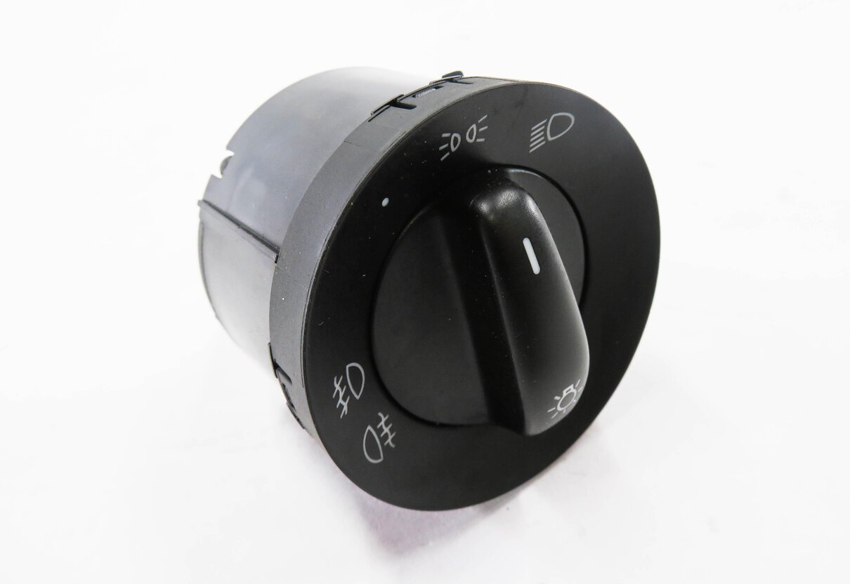 Thumbnail 1: 2003-2010 PORSCHE CAYENNE (955 957) HEADLIGHT SWITCH