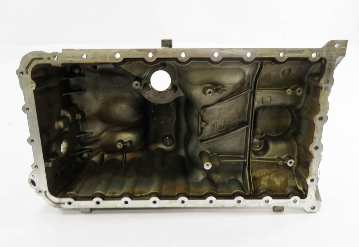 Thumbnail 7: 2003-2006 PORSCHE CAYENNE (955) 4.5L V8 ENGINE - OIL PAN (NON TURBO)