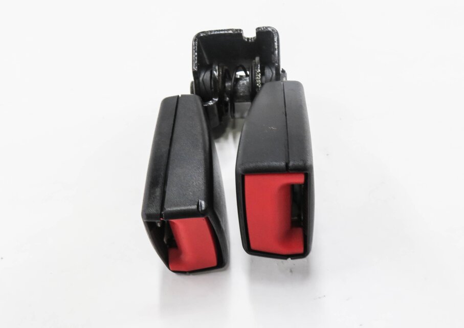 Thumbnail 2: 2008 BMW X5 (E70) REAR 3rd THIRD ROW SEAT SEATBELT BUCKLE RECEIVER SET