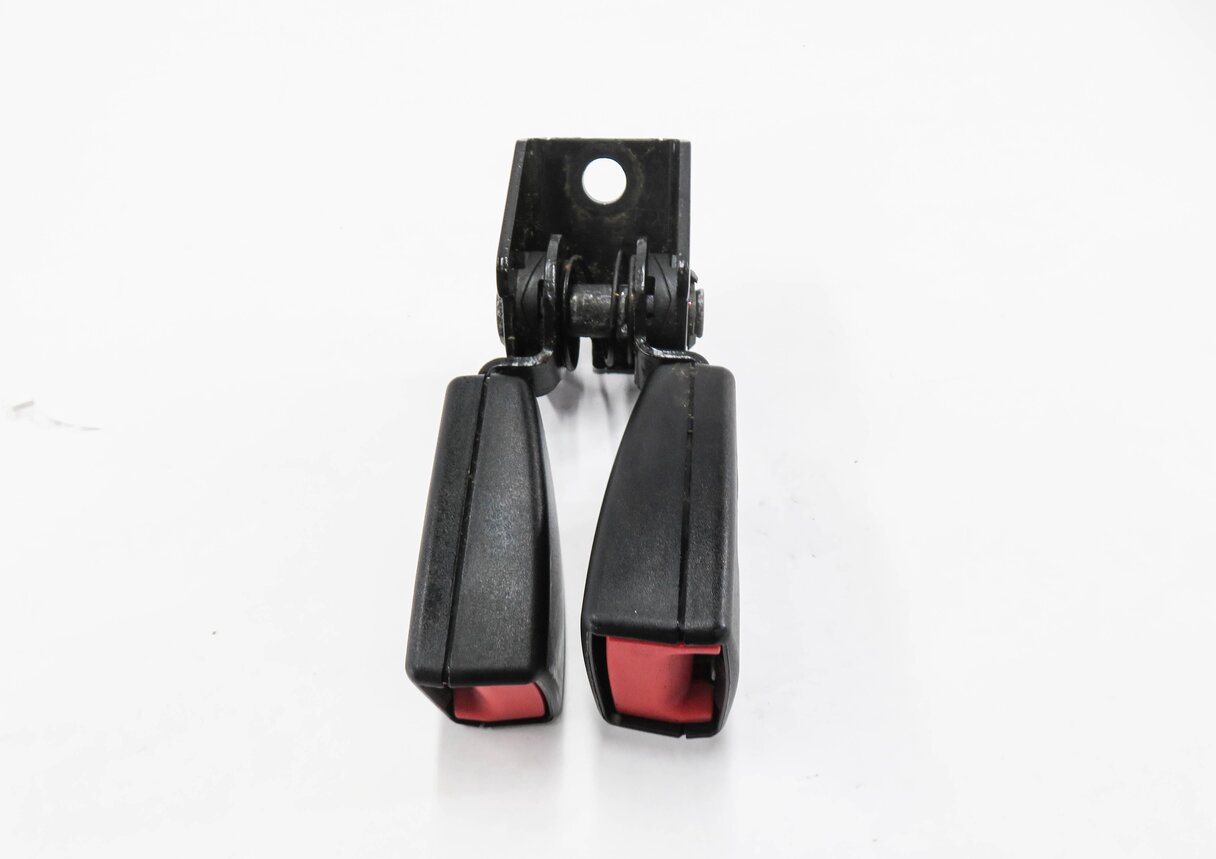 Thumbnail 6: 2008 BMW X5 (E70) REAR 3rd THIRD ROW SEAT SEATBELT BUCKLE RECEIVER SET