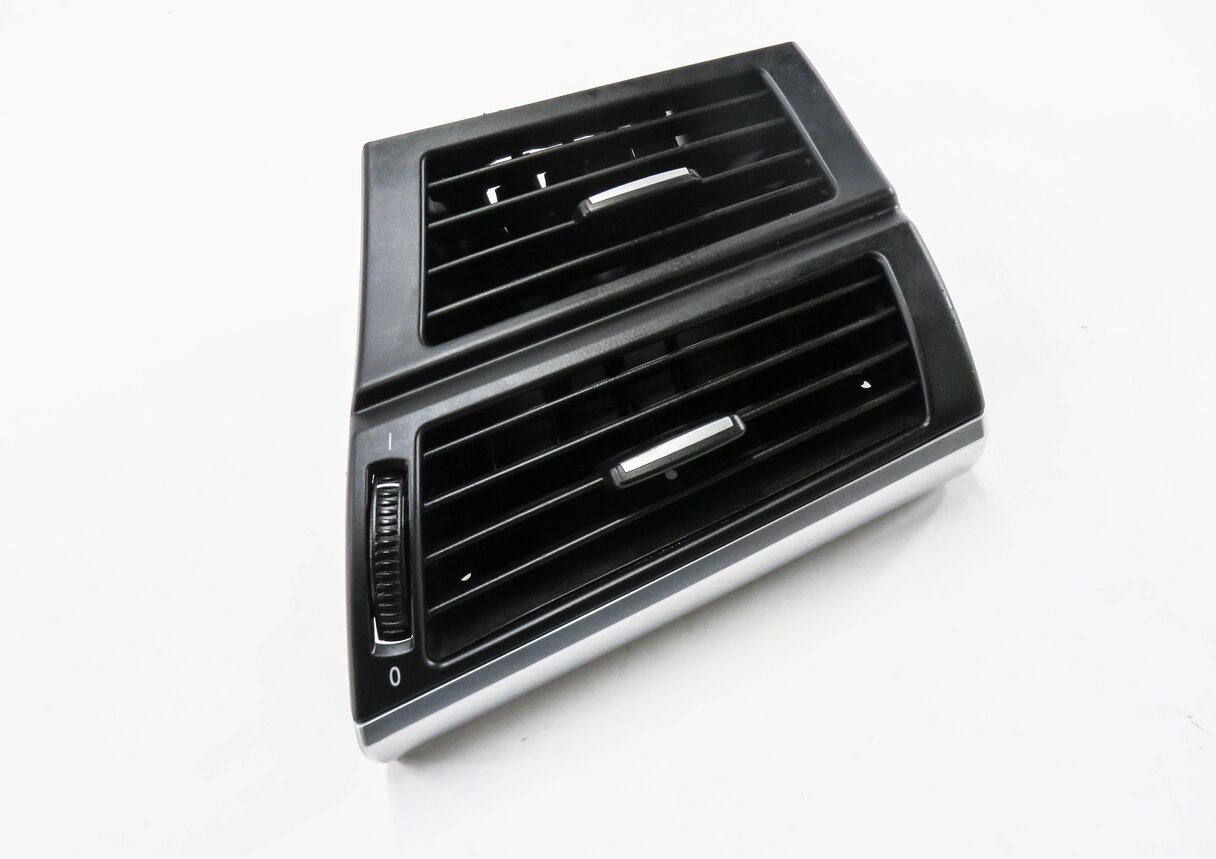 Thumbnail 1: 2008 BMW X5 (E70) RIGHT FRONT PASSENGER DASH HEATER A/C AIR VENT