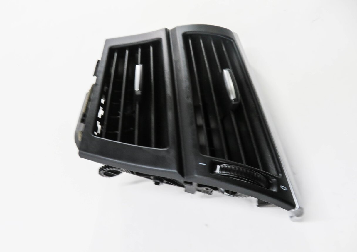 Thumbnail 4: 2008 BMW X5 (E70) RIGHT FRONT PASSENGER DASH HEATER A/C AIR VENT