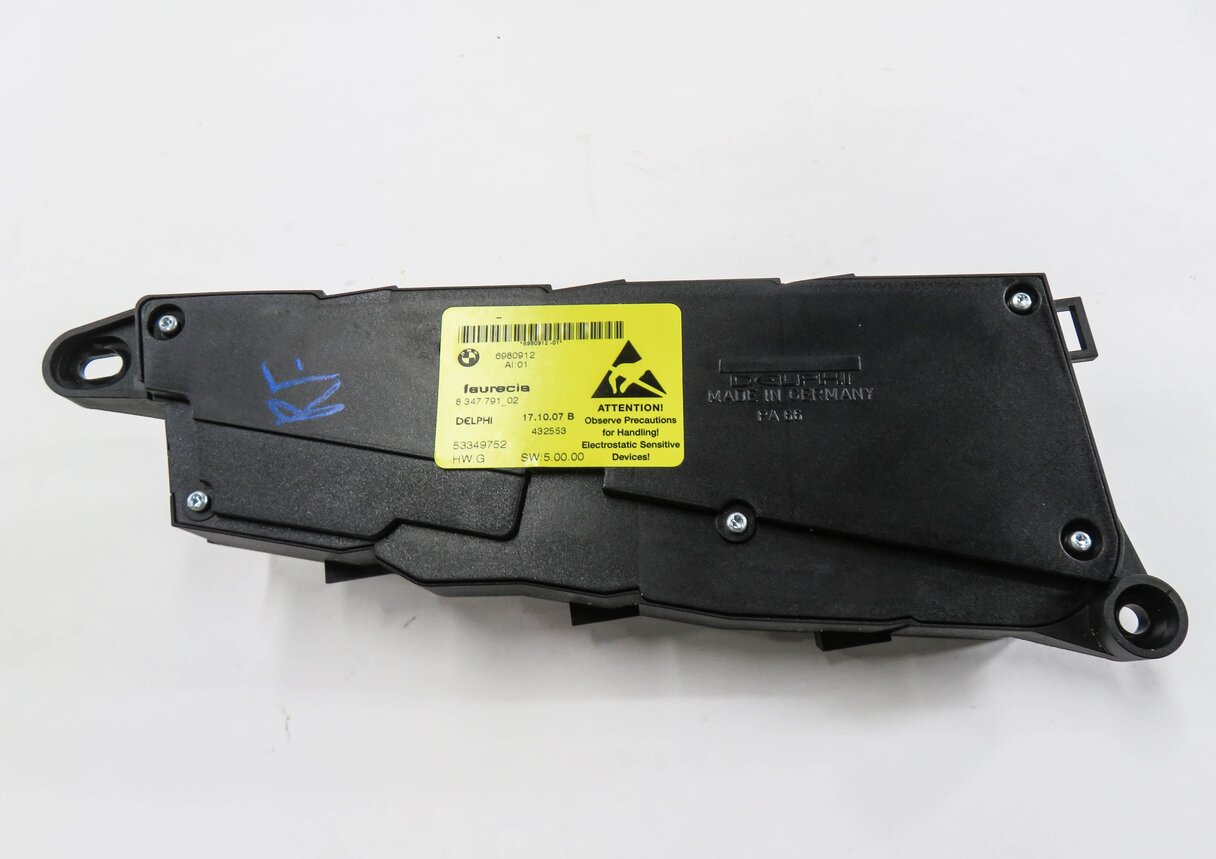 Thumbnail 6: 2008 BMW X5 (E70) RIGHT FRONT PASSENGER MEMORY SEAT ADJUSTMENT SWITCH BUTTON