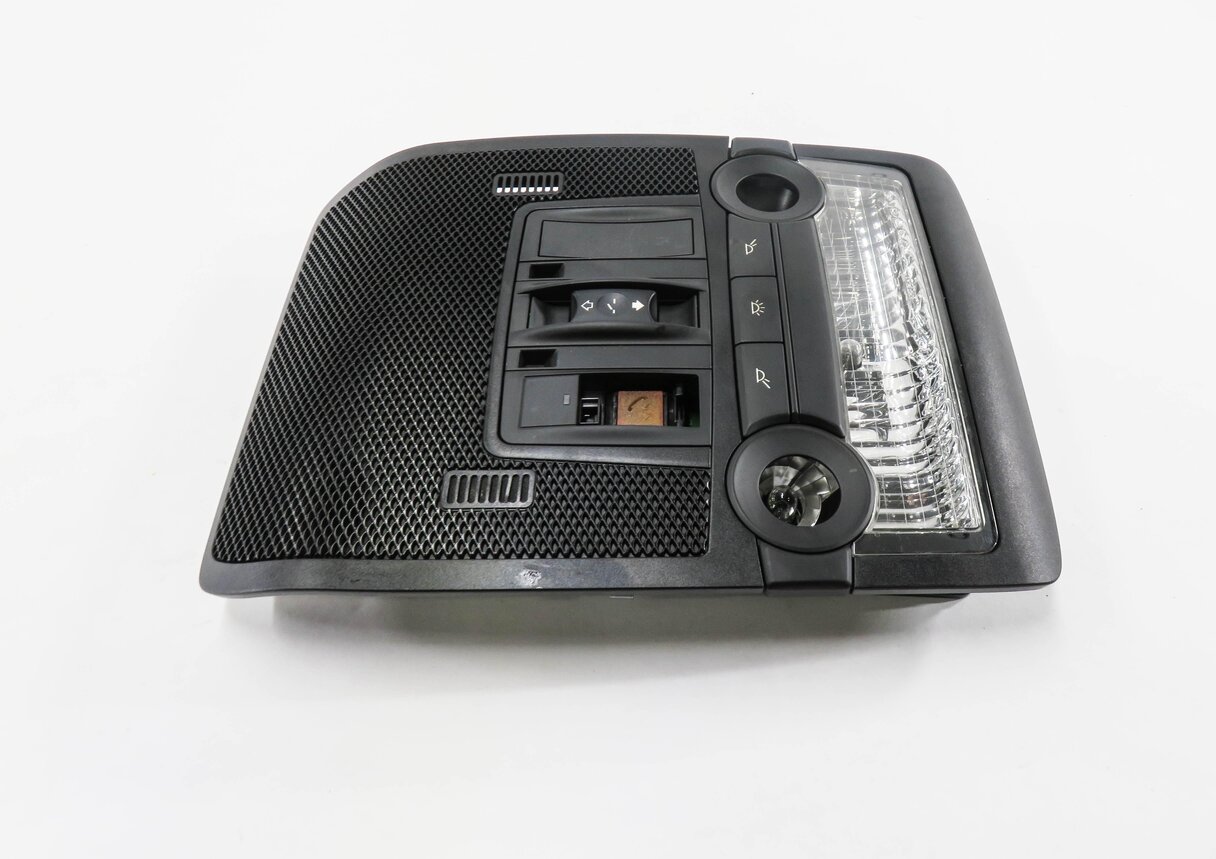 Thumbnail 5: 2008 BMW X5 (E70) FRONT DOMELIGHT MAP READING COURTESY LIGHT LAMP