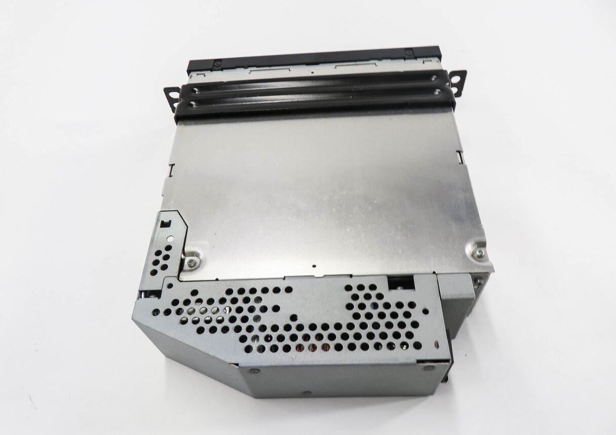 Thumbnail 5: 2008-2010 BMW 750i X5 X6 Z4 (F01 E70 E71 E89) VIDEO PLAYER 6-DISC DVD CHANGER