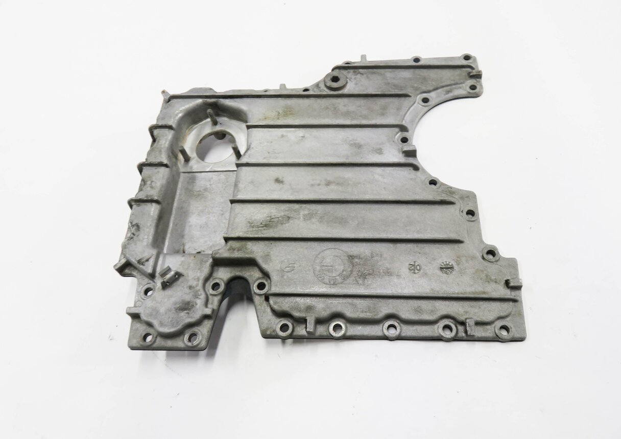 Thumbnail 5: 2007-2010 BMW X5 (E70) 4.8L N62 V8 ENGINE - LOWER MOTOR OIL FLUID PAN SUMP LID