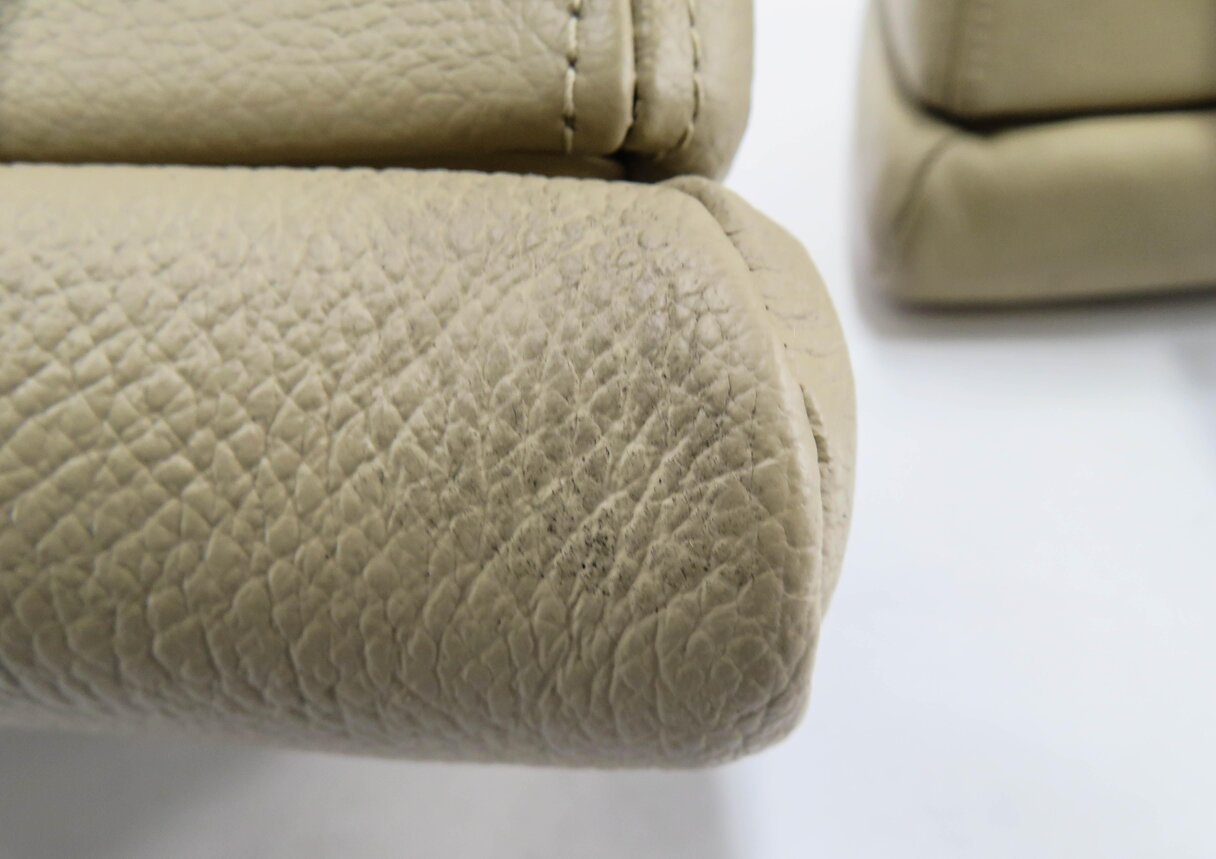 Thumbnail 8: 2008 BMW X5 (E70) FRONT LEFT & RIGHT SEAT HEADREST SET-2 (BEIGE LEATHER)