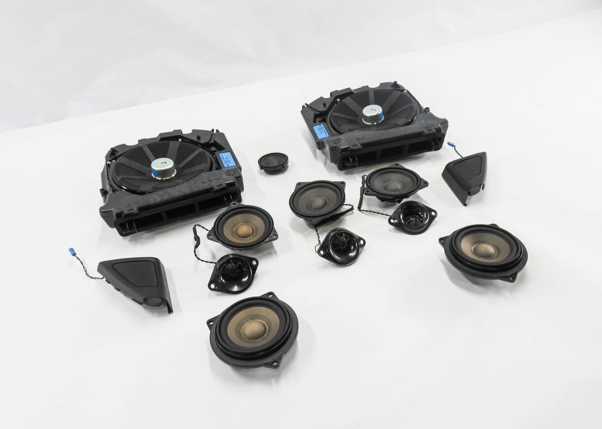 Thumbnail 1: 2013 BMW 535i (F10) RADIO STEREO SUB SUBWOOFER TWEETER SPEAKER SET-13