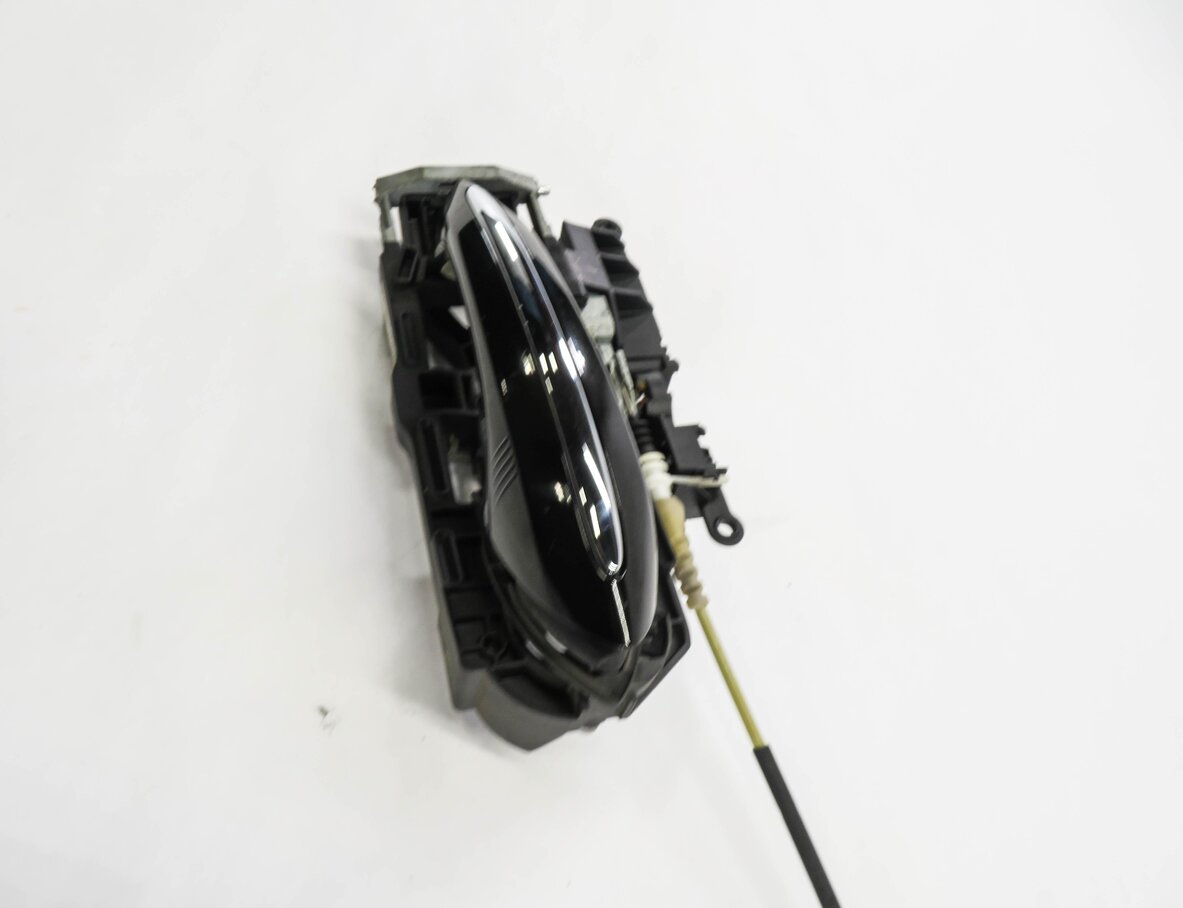 Thumbnail 4: 09-18 BMW 528i 535i 550i 740i 750i 760i RIGHT FRONT COMFORT DOOR HANDLE (BLACK)
