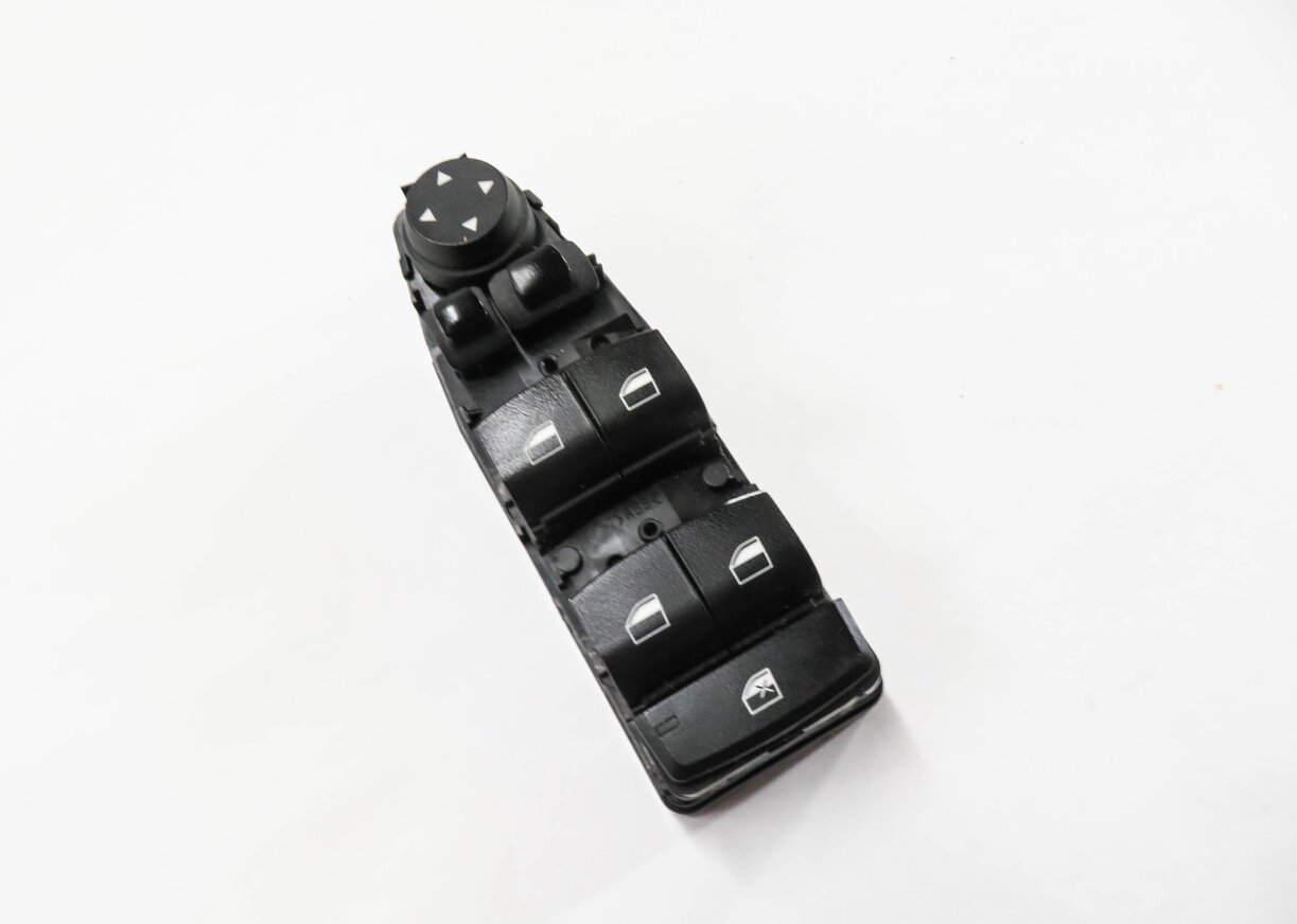 10-19 BMW 528i 535i 550i 650i M5 M6 X3 (F10 F12 F25) DRIVER P-FOLD WINDOW SWITCH