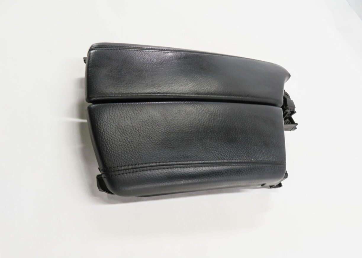 Thumbnail 4: 2012-2016 BMW 528i 535i 550i (F10) FRONT CENTER CONSOLE ARMREST LID (BLACK)
