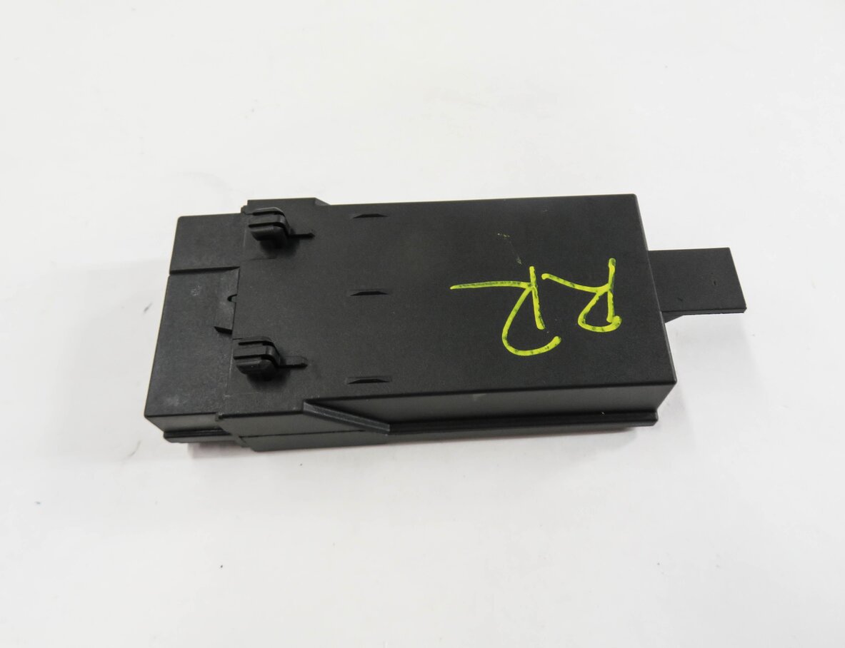 Thumbnail 5: 10-19 BMW 328i 330i 335i 530i 535i 550i 740i 750i 760i - REAR HEATED SEAT MODULE