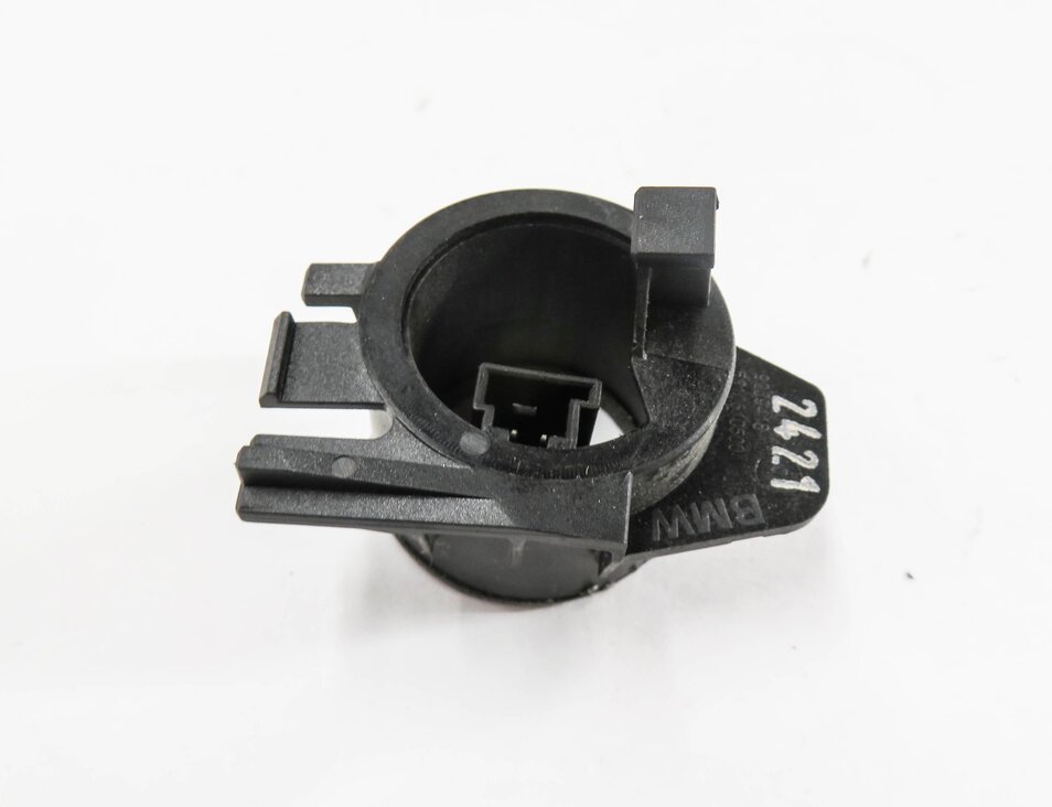 Thumbnail 4: 2013 BMW 535i (F10) IGNITION SWITCH COIL SIGNAL RING IMMOBLIZER SENSOR