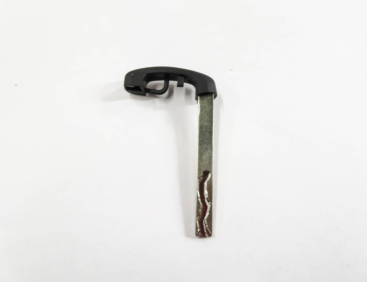 Thumbnail 4: 2013 BMW 535i (F10) LEFT FRONT DRIVER DOOR HANDLE LOCK CYLINDER w/ KEY