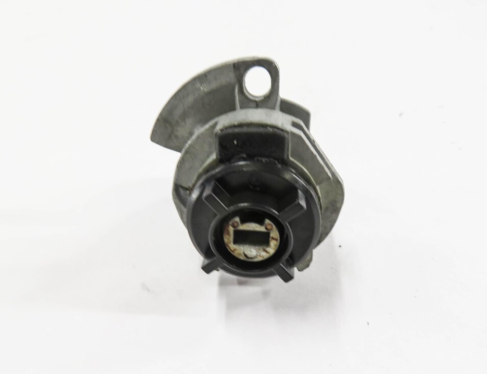 Thumbnail 7: 2013 BMW 535i (F10) LEFT FRONT DRIVER DOOR HANDLE LOCK CYLINDER w/ KEY